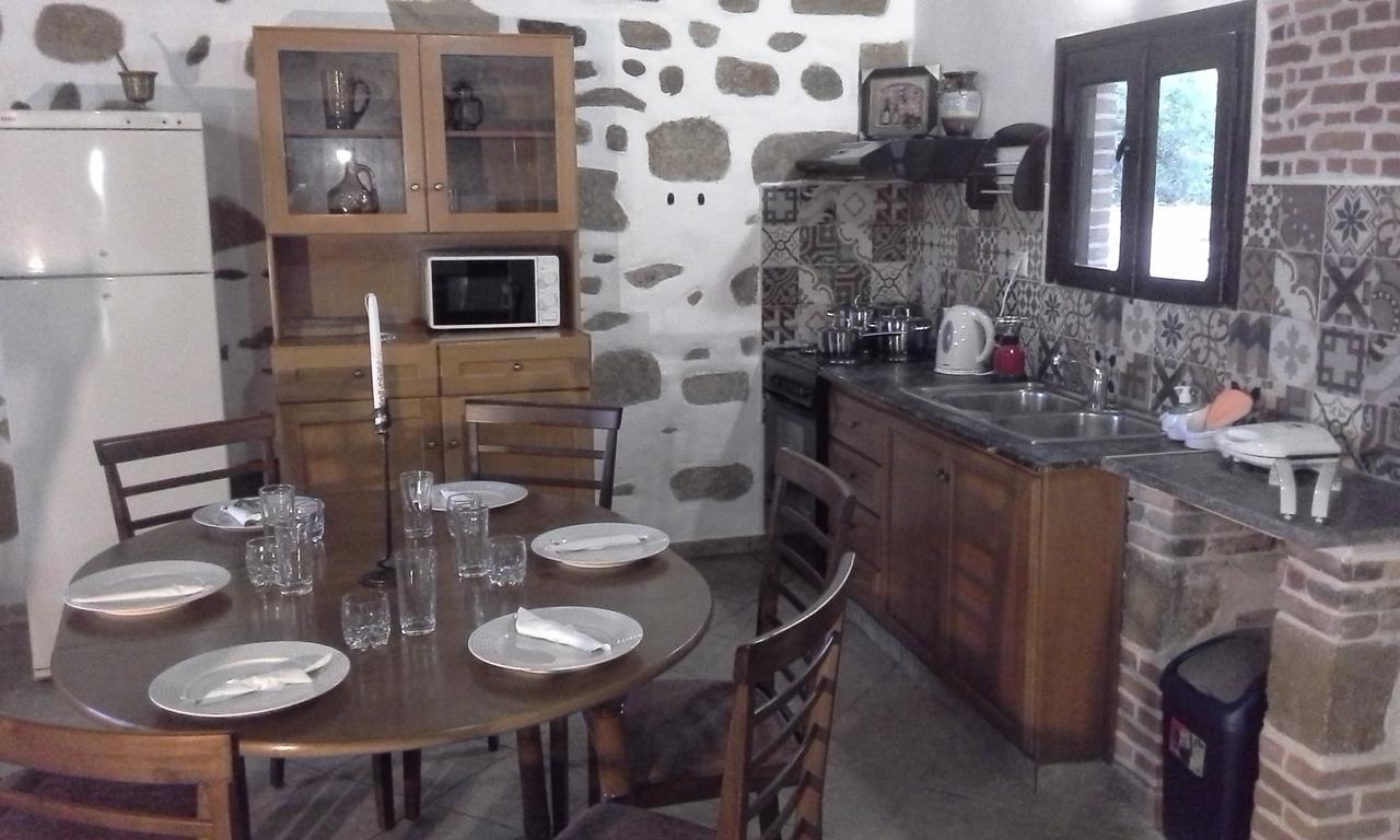 Traditional House Koukounara 키사모스 외부 사진