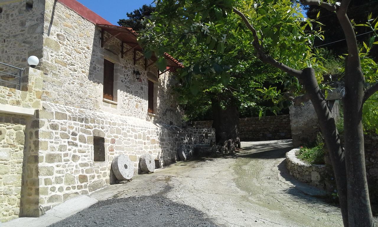 Traditional House Koukounara 키사모스 외부 사진